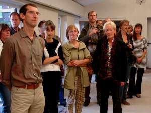 Das Publikum lauscht den Ausführungen von Dr. Uelsberg; ©BKV